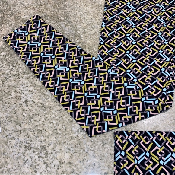 NEW LuLaRoe Geometric Print OS Leggings - One Size fits most - NEW - Picture 2 of 6